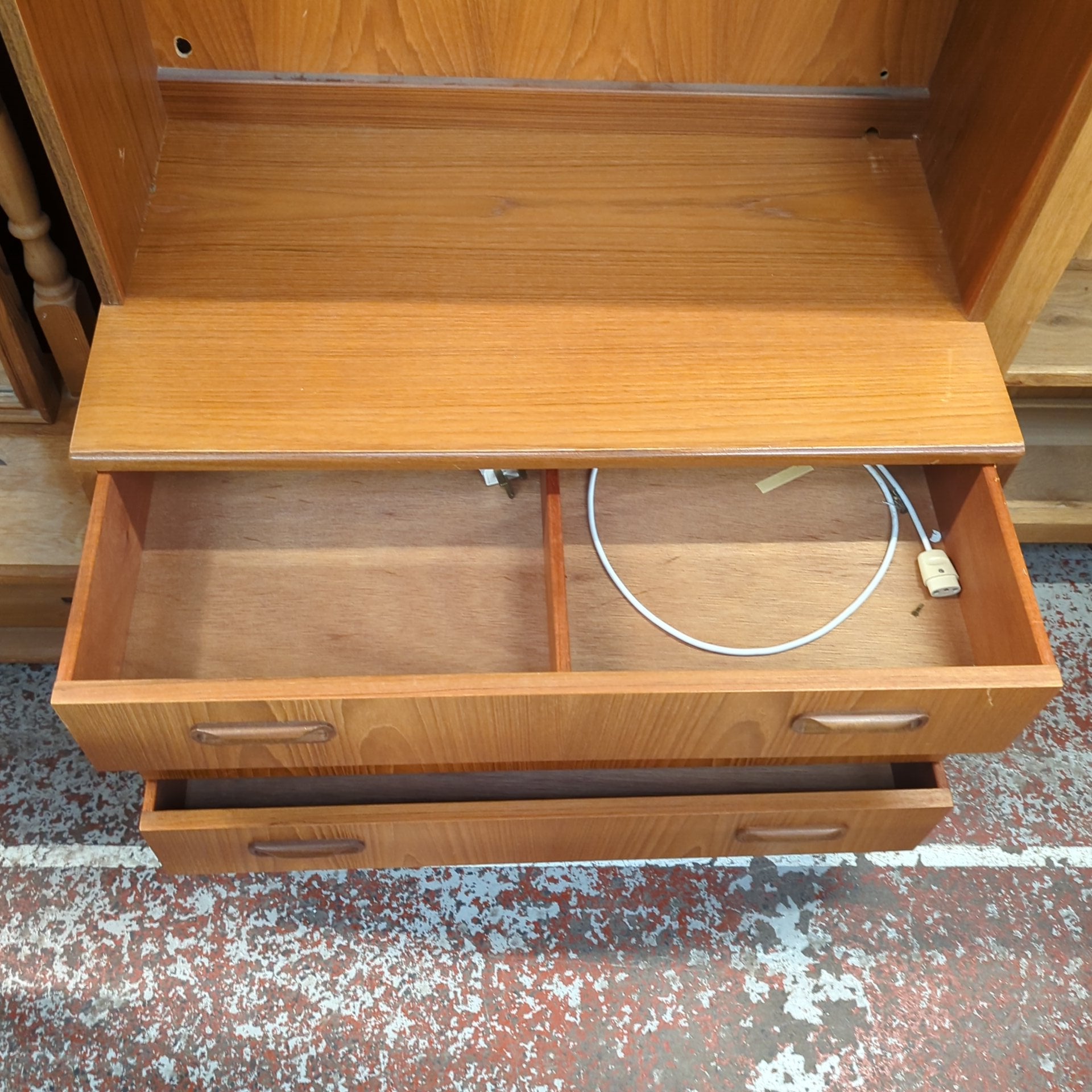Wall Unit